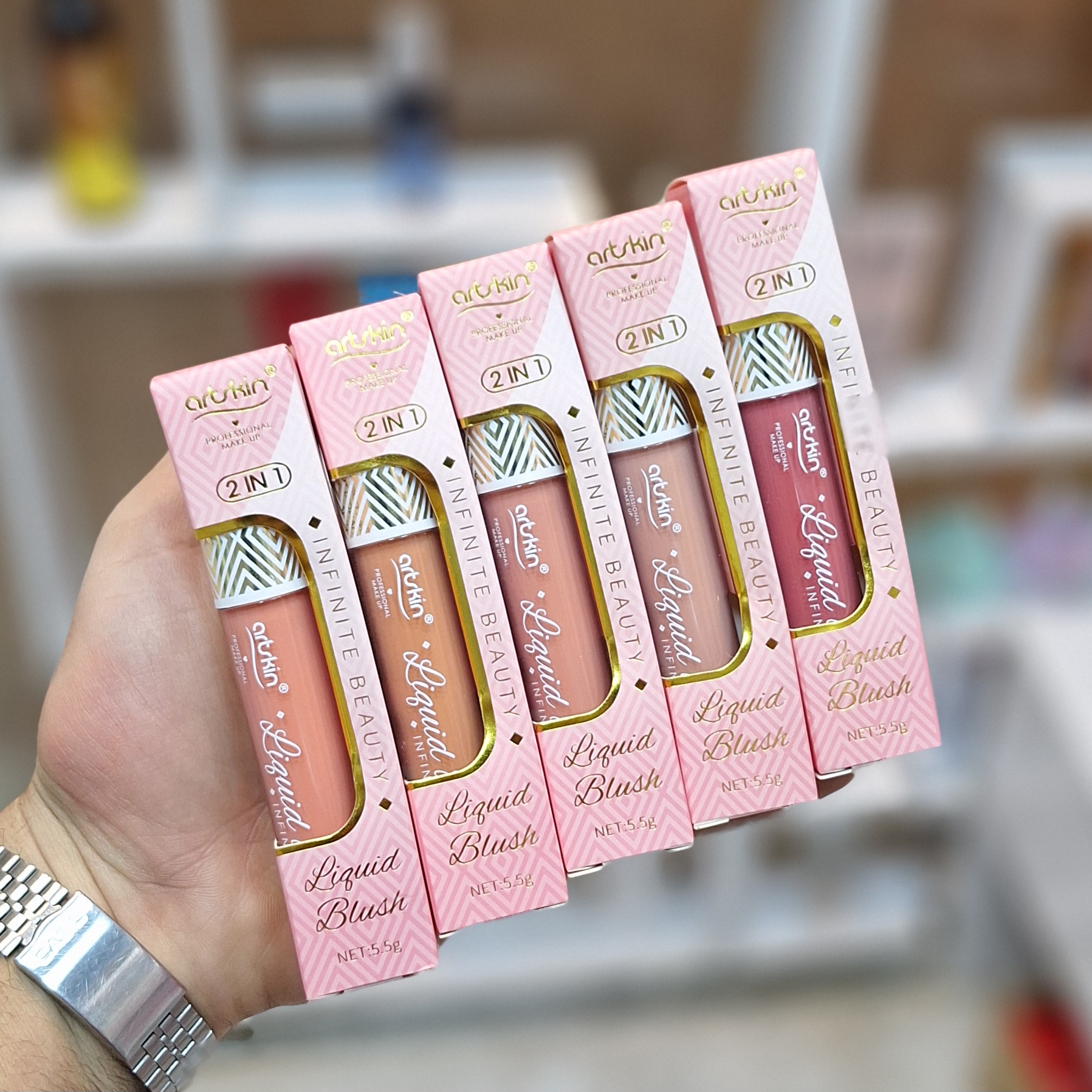 رژگونه مایع پد دار آرت اسکین Art Skin